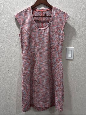 Title Nine Women's Dress Size M Orange Blue Strip Athleisure Sleeveless Pockets